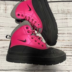Nike Snow Boots